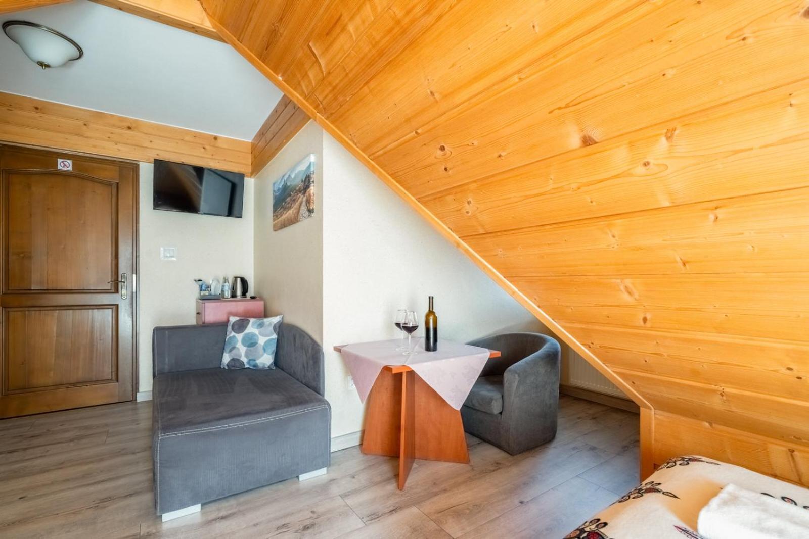 Deluxe Triple Room Balcony